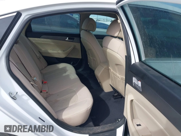 2015 Hyundai Sonata SE z VIN 5NPE24AFXFH235205, wystawiony jako IAAI lot #41596454 z przebiegiem 66 461 mil mil oraz . Historia ofert i sprzedaży dostępna na DreamBid. Obrazek 8.