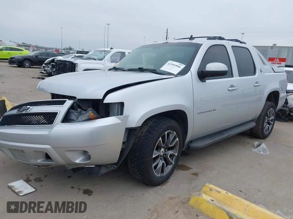 2013 Chevrolet Avalanche LT with VIN 3GNMCFE04DG162646, listed as a IAAI auction lot 41591896 with 151,541 mi miles and . Bid and sale history available at DreamBid. Image 20.