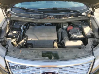 2016 Ford Explorer Platinum z VIN 1FM5K8HTXGGB59098, wystawiony jako Copart lot #54625405 z przebiegiem 99 465 mil mil oraz Szkoda całkowita • Salvage title. Historia ofert i sprzedaży dostępna na DreamBid. Obrazek 12.