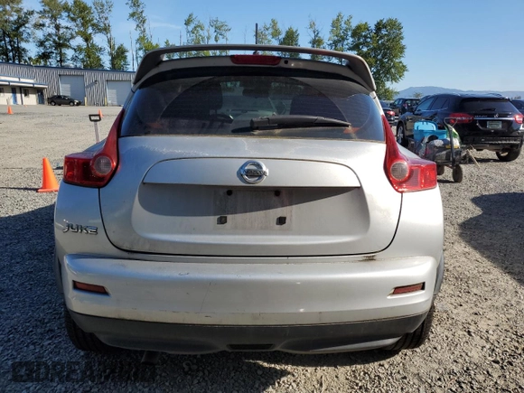 2014 Nissan Juke S with VIN JN8AF5MR5ET355135, listed as a Copart auction lot 55880115 with 98,461 mi miles and Clean Title. Bid and sale history available at carsss.com. Image 6.