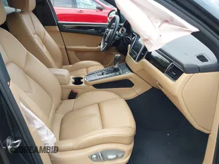 2018 Porsche Macan with VIN WP1AA2A52JLB23840, listed as a IAAI auction lot 42472844 with 53,368 mi miles and . Bid and sale history available at DreamBid. Image 5.