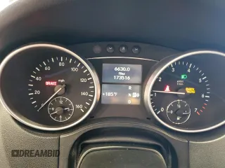 2011 Mercedes-Benz M 350 z VIN 4JGBB8GB4BA634476, wystawiony jako Copart lot #55727835 z przebiegiem 173 516 mil mil oraz Szkoda całkowita • Salvage title. Historia ofert i sprzedaży dostępna na DreamBid. Obrazek 9.