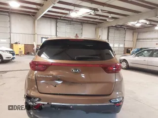 2021 Kia Sportage LX with VIN KNDPM3AC2M7895128, listed as a IAAI auction lot 41573341 with 89,247 mi miles. Bid and sale history available at carsss.com. Image 16.