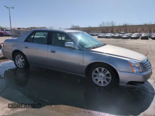 2008 Cadillac DTS 1SC with VIN 1G6KD57Y98U111224, listed as a Copart auction lot 52634495 with 88,333 mi miles and Salvage Title. Bid and sale history available at carsss.com. Image 4.