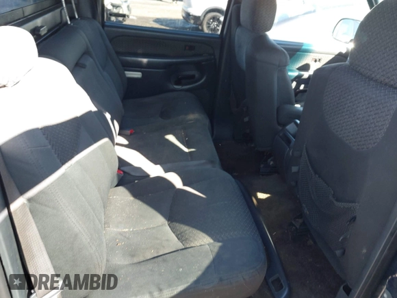 2002 Chevrolet Avalanche with VIN 3GNEC13T72G231637, listed as a IAAI auction lot 41639440 with 315,239 mi miles and . Bid and sale history available at DreamBid. Image 8.