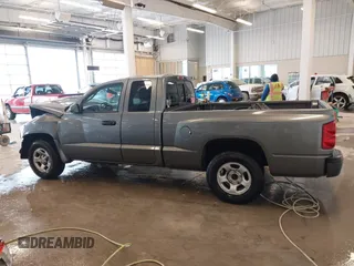 2005 Dodge Dakota ST with VIN 1D7HE22KX5S108948, listed as a IAAI auction lot 41588626 with 149,594 mi miles and . Bid and sale history available at DreamBid. Image 13.