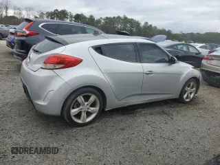 2012 Hyundai Veloster w/Red Int with VIN KMHTC6AD2CU021143, listed as a Copart auction lot 44055345 with Not provided miles and Clean title. Bid and sale history available at DreamBid. Image 3.