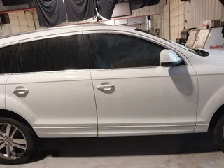 2015 Audi Q7 Premium Plus with VIN WA1LMAFE6FD016774, listed as a IAAI auction lot 42148140 with 148,317 mi miles and . Bid and sale history available at DreamBid. Image 13.