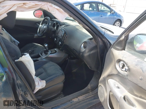 2011 Nissan Juke SL with VIN JN8AF5MV4BT015676, listed as a IAAI auction lot 41716405 with 77,394 mi miles. Bid and sale history available at carsss.com. Image 5.
