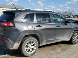 2014 Jeep Cherokee Latitude with VIN 1C4PJMCS6EW230436, listed as a Copart auction lot 50767545 with 44,238 mi miles and Salvage Title. Bid and sale history available at carsss.com. Image 3.