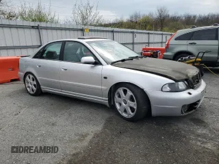 2001 Audi S4 z VIN WAURD68D61A048004, wystawiony jako Copart lot #53137275 z przebiegiem 146 494 mil mil oraz Szkoda całkowita • Salvage title. Historia ofert i sprzedaży dostępna na DreamBid. Obrazek 4.