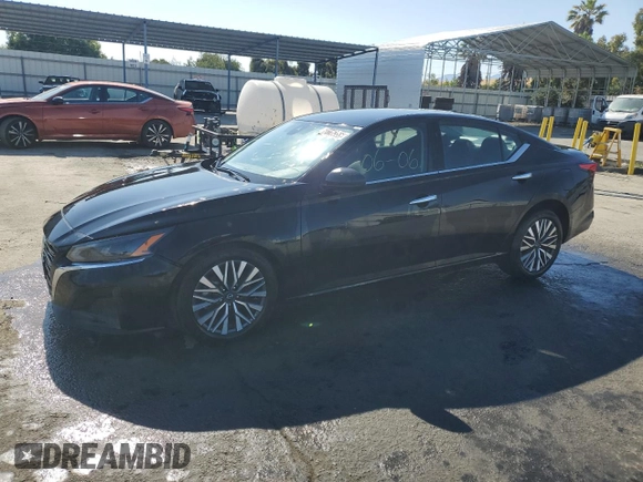 2024 Nissan Altima SV with VIN 1N4BL4DV0RN395588, listed as a Copart auction lot 60116355 with 26,629 mi miles and Salvage title. Bid and sale history available at DreamBid. Image 1.