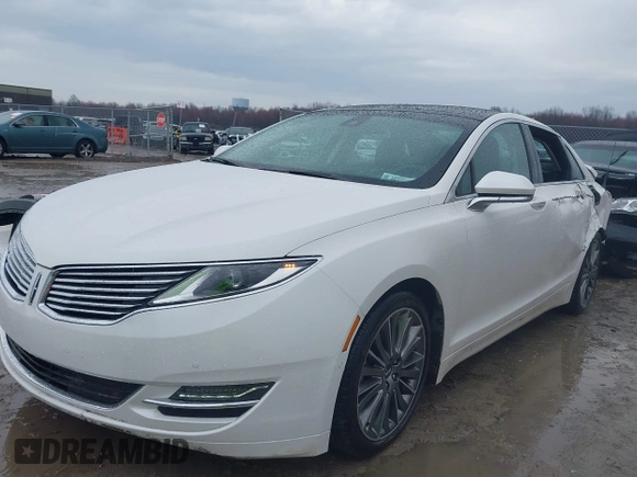 2013 Lincoln MKZ Hybrid with VIN 3LN6L2LU5DR824153, listed as a IAAI auction lot 41902955 with 92,028 mi miles. Bid and sale history available at carsss.com. Image 18.