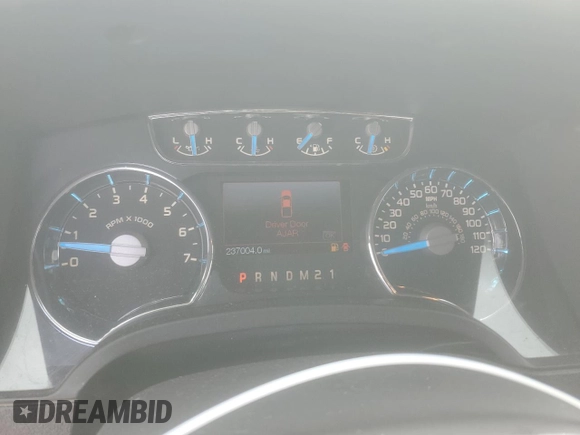 2014 Ford F-150 XL with VIN 1FTFW1EF5EFB06251, listed as a Copart auction lot 61985595 with 237,004 mi miles and Salvage title. Bid and sale history available at DreamBid. Image 9.