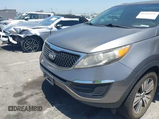 2016 Kia Sportage EX with VIN KNDPC3AC0G7841320, listed as a IAAI auction lot 42312551 with 199,996 mi miles and . Bid and sale history available at DreamBid. Image 6.