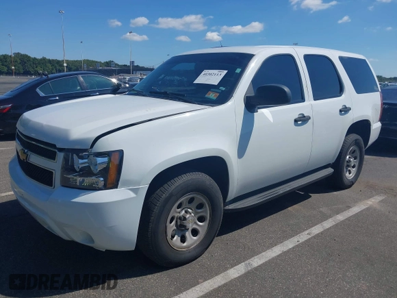 2013 Chevrolet Tahoe Commercial z VIN 1GNSK2E01DR268491, wystawiony jako IAAI lot #40302113 z przebiegiem 183 889 mil mil oraz . Historia ofert i sprzedaży dostępna na DreamBid. Obrazek 6.