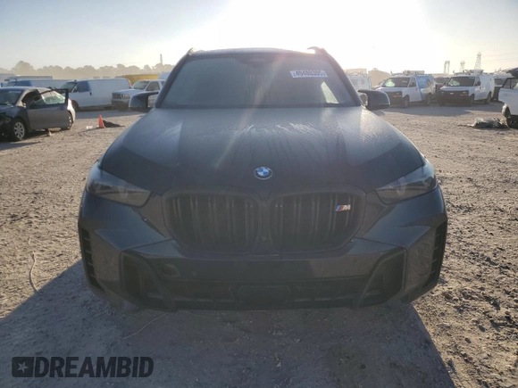 2024 BMW X5 M60i with VIN 5UX33EU03R9U82028, listed as a Copart auction lot 49480305 with 35,747 mi miles and Salvage Title. Bid and sale history available at carsss.com. Image 5.