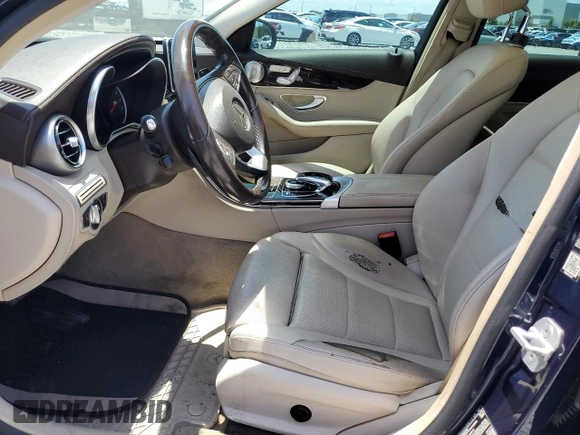 2015 Mercedes-Benz C 300 Luxury with VIN 55SWF4KB5FU034698, listed as a Copart auction lot 64422385 with 161,007 mi miles and Clean title. Bid and sale history available at DreamBid. Image 7.