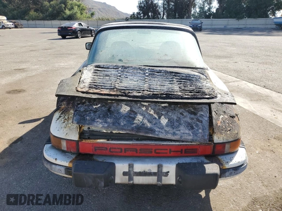1978 Porsche 911 with VIN 9118212465, listed as a Copart auction lot 71319494 with 190,330 mi miles and Salvage title. Bid and sale history available at DreamBid. Image 6.