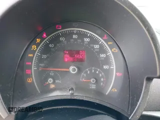2008 Volkswagen Beetle S z VIN 3VWRW31C88M502079, wystawiony jako IAAI lot #42429122 z przebiegiem 168 324 mil mil oraz . Historia ofert i sprzedaży dostępna na DreamBid. Obrazek 7.