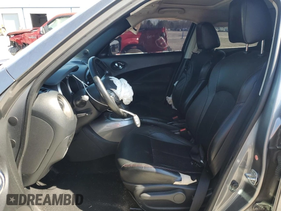 2016 Nissan Juke SL z VIN JN8AF5MVXGT658394, wystawiony jako Copart lot #50437055 z przebiegiem 134 834 mil mil oraz Szkoda całkowita • Salvage title. Historia ofert i sprzedaży dostępna na DreamBid. Obrazek 7.