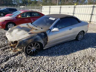 2005 Mercedes-Benz CLK-Class 3.2L with VIN WDBTK65GX5T045564, listed as a Copart auction lot 45297965 with 0 mi miles and Non Repairable. Bid and sale history available at carsss.com. Image 1.