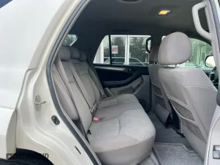 2006 Toyota 4Runner SR5 with VIN JTEZU14R068058593, listed as a Copart auction lot 51006155 with 332,941 mi miles and Clean Title. Bid and sale history available at carsss.com. Image 9.