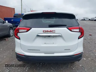 2024 GMC Terrain SLE z VIN 3GKALTEG3RL215881, wystawiony jako IAAI lot #41929569 z przebiegiem Nie podano mil oraz . Historia ofert i sprzedaży dostępna na DreamBid. Obrazek 15.