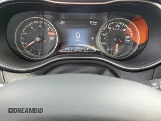 2020 Jeep Cherokee Limited with VIN 1C4PJLDB1LD653877, listed as a Copart auction lot 55605405 with 71,214 mi miles and Salvage title. Bid and sale history available at DreamBid. Image 9.
