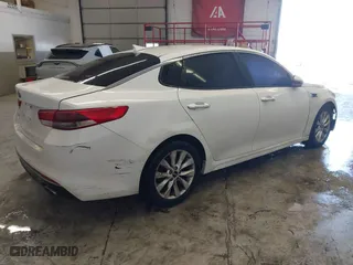 2017 Kia Optima LX with VIN 5XXGT4L30HG170906, listed as a IAAI auction lot 41549334 with 222,478 mi miles. Bid and sale history available at carsss.com. Image 4.