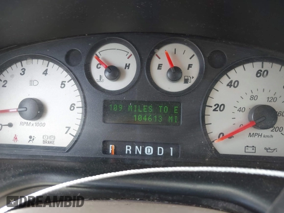 2004 Mercury Sable LS Premium z VIN 1MEFM55S54G601180, wystawiony jako IAAI lot #42162460 z przebiegiem 104 613 mil mil oraz . Historia ofert i sprzedaży dostępna na DreamBid. Obrazek 7.