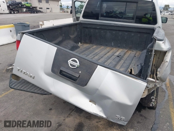 2005 Nissan Titan SE with VIN 1N6AA07B85N572434, listed as a IAAI auction lot 41526698 with 201,138 mi miles. Bid and sale history available at carsss.com. Image 18.