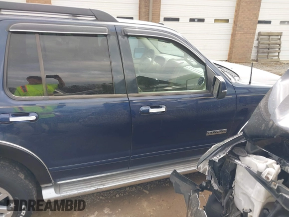 2007 Ford Explorer Eddie Bauer with VIN 1FMEU64E47UB79466, listed as a IAAI auction lot 41463234 with 250,735 mi miles and . Bid and sale history available at DreamBid. Image 13.