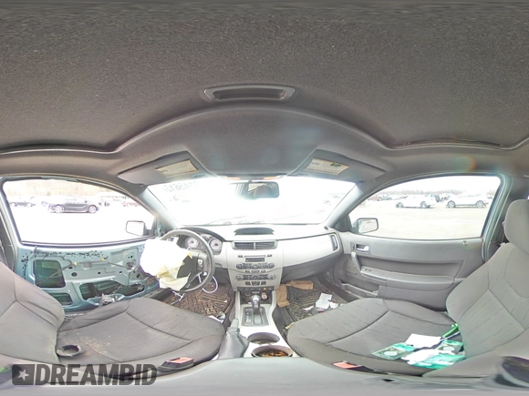 2008 Ford Focus SE z VIN 1FAHP33N48W204502, wystawiony jako Copart lot #53145615 z przebiegiem Nie podano mil oraz Szkoda całkowita • Salvage title. Historia ofert i sprzedaży dostępna na DreamBid. Obrazek 13.