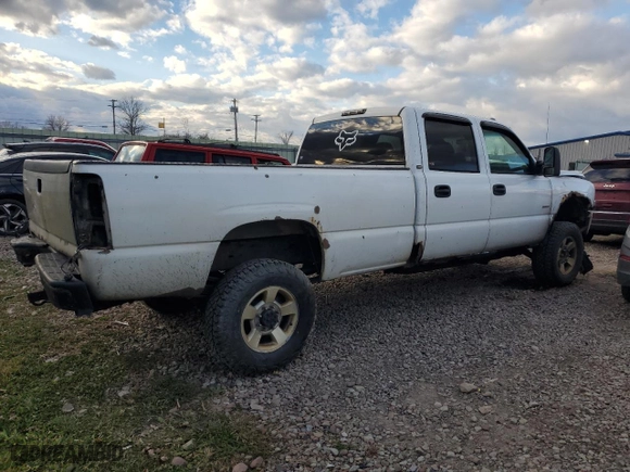2004 Chevrolet Silverado 3500 DRW with VIN 1GCJK33104F120422, listed as a Copart auction lot 78437134 with NaN miles and Salvage Title. Bid and sale history available at carsss.com. Image 3.