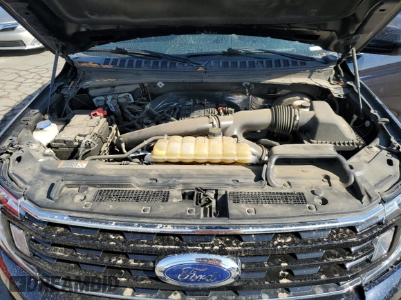 2021 Ford Expedition XL with VIN 1FMJU1FT2MEA54369, listed as a Copart auction lot 71994894 with 35,094 mi miles and Salvage Title. Bid and sale history available at carsss.com. Image 12.