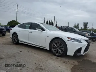 2020 Lexus LS with VIN JTHF51FF3L5010461, listed as a Copart auction lot 62300414 with 24,911 mi miles and Non Repairable. Bid and sale history available at carsss.com. Image 4.