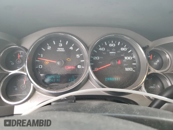 2009 Chevrolet Silverado 1500 LT with VIN 1GCEK29J89E128347, listed as a Copart auction lot 50642215 with 228,563 mi miles and Salvage Title. Bid and sale history available at carsss.com. Image 9.