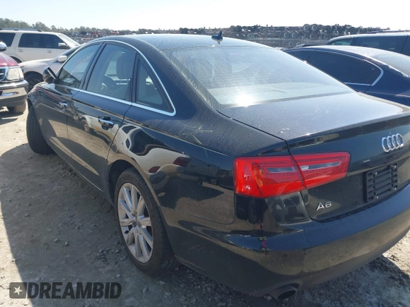 2015 Audi A6 Premium Plus z VIN WAUGFAFC7FN011686, wystawiony jako IAAI lot #41785107 z przebiegiem 113 122 mil mil oraz . Historia ofert i sprzedaży dostępna na DreamBid. Obrazek 3.