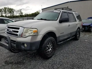 2007 Ford Expedition XLT with VIN 1FMFU16597LA29976, listed as a Copart auction lot 52011445 with 248,961 mi miles and Salvage title. Bid and sale history available at DreamBid. Image 1.