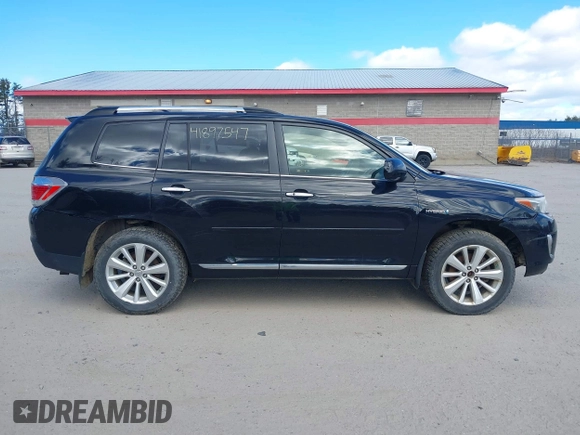2013 Toyota Highlander Limited with VIN JTEDC3EH4D2014739, listed as a IAAI auction lot 41897547 with 309,926 mi miles and . Bid and sale history available at DreamBid. Image 13.