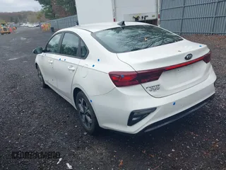 2021 Kia Forte LXS z VIN 3KPF24AD6ME341090, wystawiony jako IAAI lot #41934508 z przebiegiem 37 503 mil mil oraz . Historia ofert i sprzedaży dostępna na DreamBid. Obrazek 3.