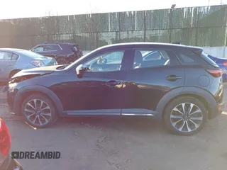 2019 Mazda CX-3 Grand Touring z VIN JM1DKFD78K0417780, wystawiony jako IAAI lot #41573009 z przebiegiem 70 002 mil mil oraz . Historia ofert i sprzedaży dostępna na DreamBid. Obrazek 14.