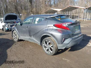 2018 Toyota C-HR XLE with VIN NMTKHMBX0JR024606, listed as a IAAI auction lot 41440926 with 118,968 mi miles. Bid and sale history available at carsss.com. Image 3.