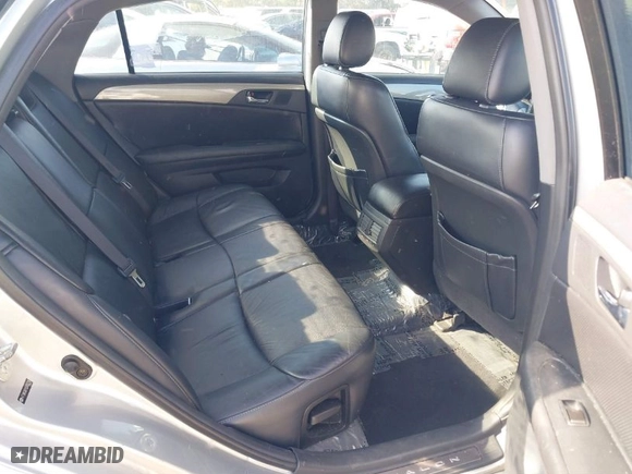 2005 Toyota Avalon XL with VIN 4T1BK36B15U035218, listed as a IAAI auction lot 41901091 with 173,503 mi miles. Bid and sale history available at carsss.com. Image 8.