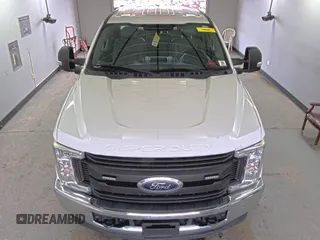 2019 Ford F-350 Platinum с VIN 1FT7W3BTXKED68083, выставлен на аукционе IAAI как лот 42602897 с пробегом 201 348 миль миль и . История ставок и продаж доступна на DreamBid. Изображение 41.
