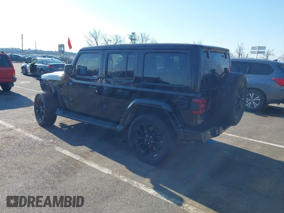 2021 Jeep Wrangler Unlimited Sahara with VIN 1C4JJXP62MW826470, listed as a IAAI auction lot 41651709 with 44,677 mi miles and . Bid and sale history available at DreamBid. Image 3.