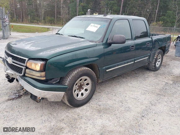 2006 Chevrolet Silverado 1500 LT2 with VIN 2GCEC13Z761319227, listed as a IAAI auction lot 41791080 with 302,075 mi miles. Bid and sale history available at carsss.com. Image 19.