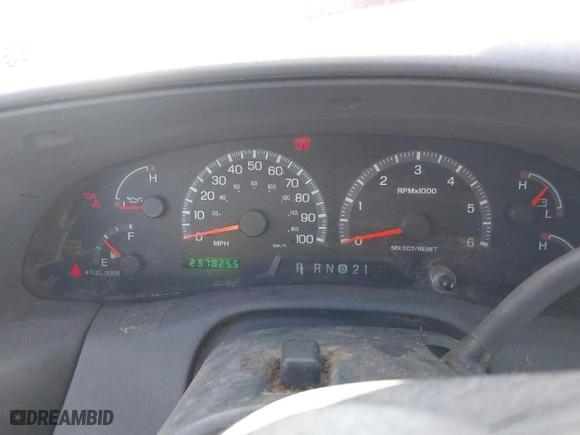 2000 Ford F-150 XL with VIN 1FTRX18W2YNB60283, listed as a IAAI auction lot 41510168 with 237,825 mi miles. Bid and sale history available at carsss.com. Image 7.