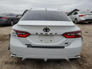 2022 Toyota Camry SE with VIN 4T1T11AK8NU041178, listed as a Copart auction lot 85506004 with 84,309 mi miles and Salvage Title. Bid and sale history available at carsss.com. Image 6.